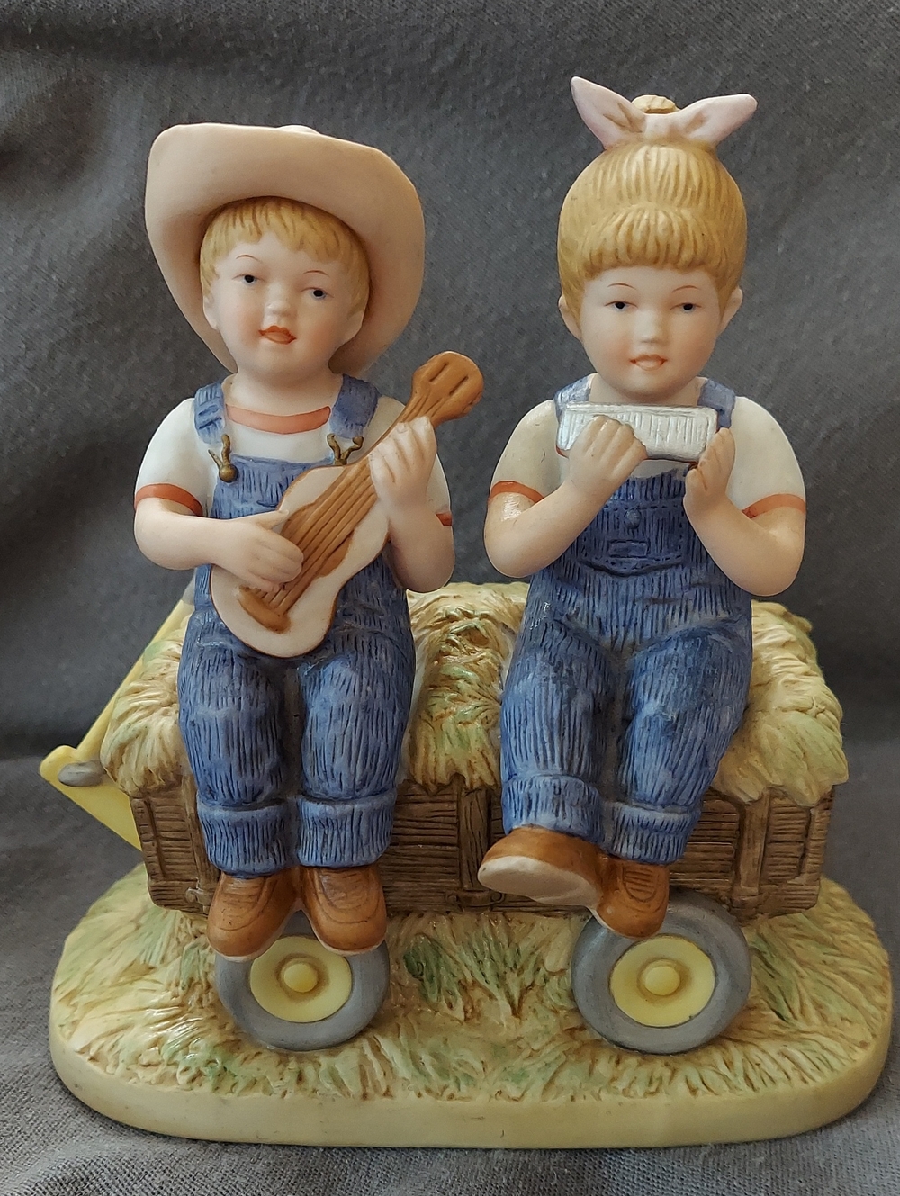Hay Ride" (Item #1529) from the HOMCO Denim Days Collection by Home Interiors